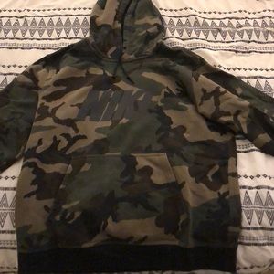 Men’s Nike camo hoodie